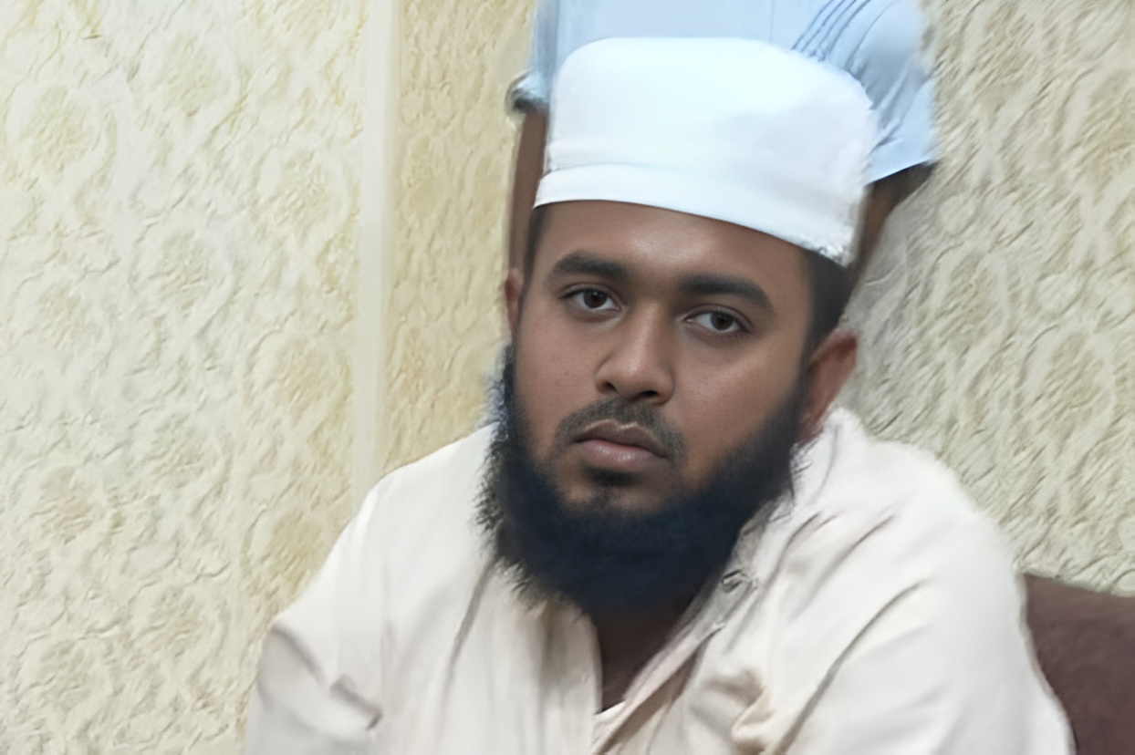 শিক্ষার্থীকে ধ’র্ষ’ণের চেষ্টা, মাদ্রাসাশিক্ষক গ্রেপ্তার